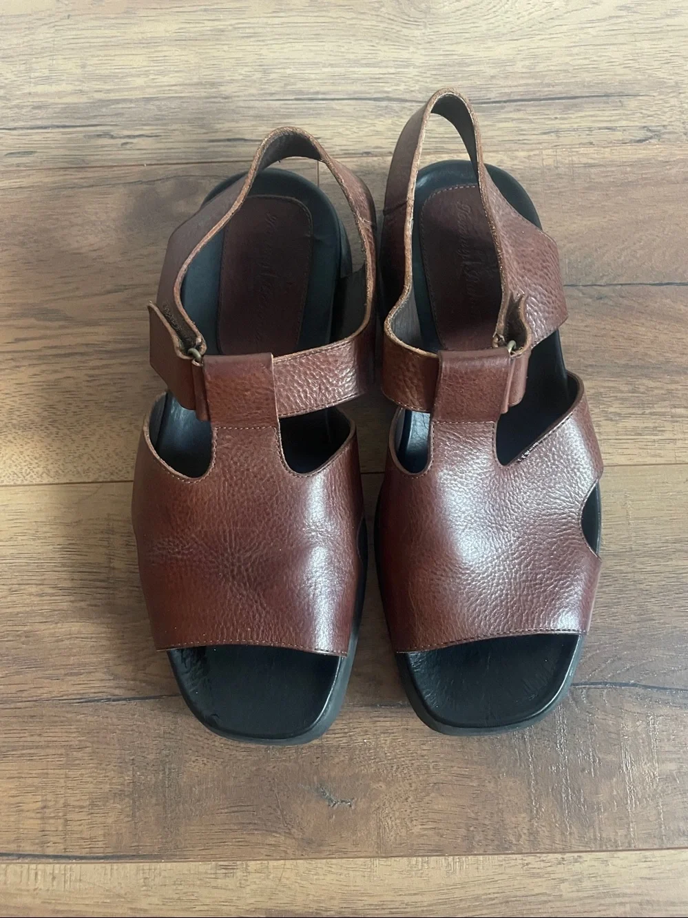 Tommy Bahama Men's Capistrano Leather Sandals Size 11